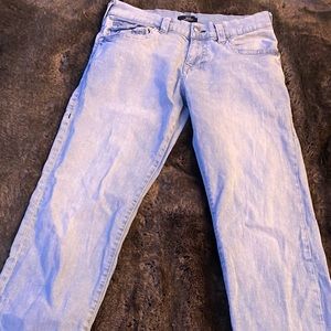 selling these true religion relaxed straight jeans!
